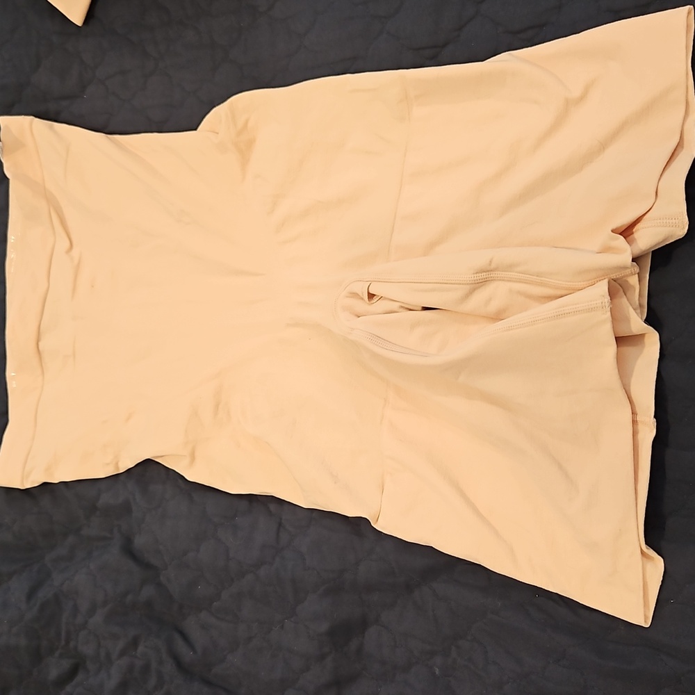 SPANX Higher Power High Waisted Shaper Short,Soft Nude ,1X - Picture 9 of 12